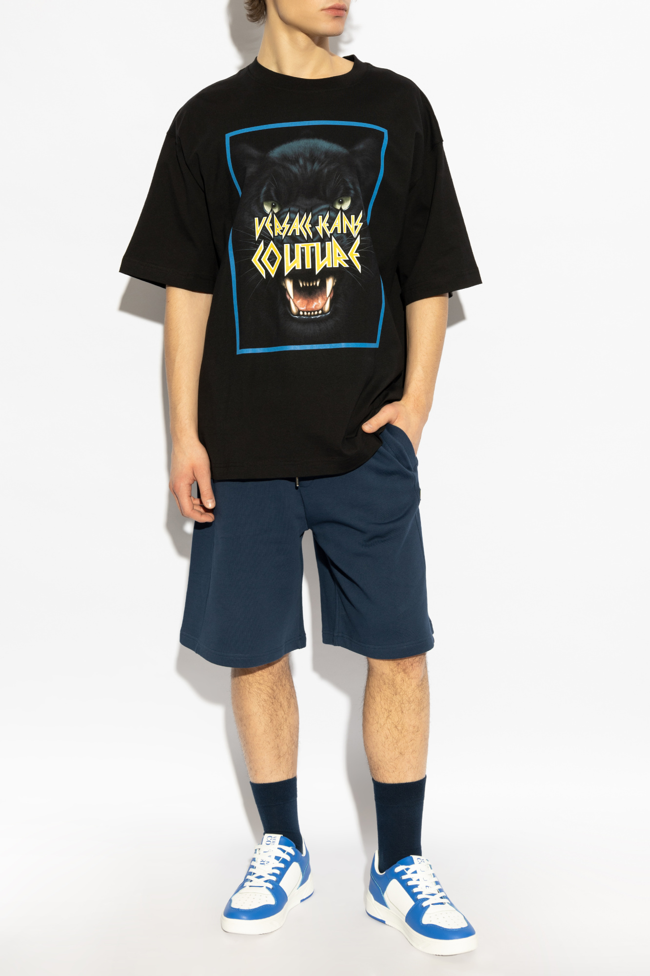 【Versace Jeans Couture】ジャージーコットン SS コインTシャツ Versace Jeans Couture Printed T-shirt | Men's Clothing | Vitkac